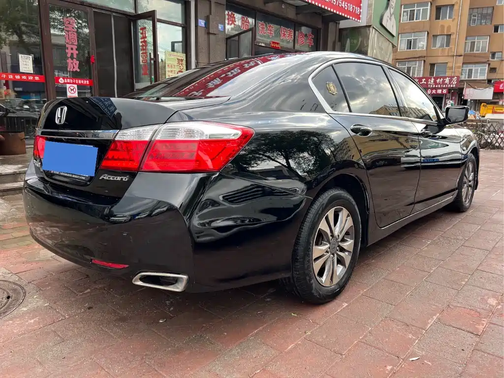 Honda Accord 2016 — фото 4