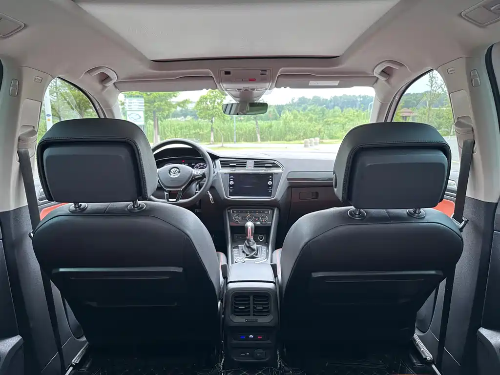 Volkswagen Tiguan 2018 — фото 18
