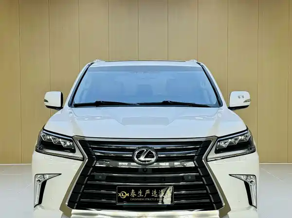 Lexus LX 2016