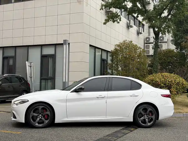 Alfa Romeo Giulia Juliet 2020