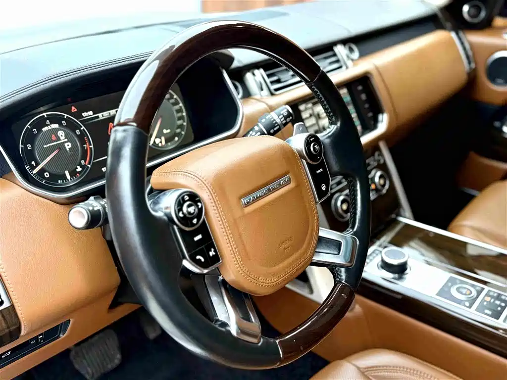 Land Rover Range Rover 2017 — фото 10