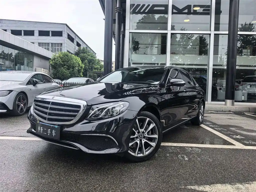 Mercedes-Benz E-Class 2018 — фото 1