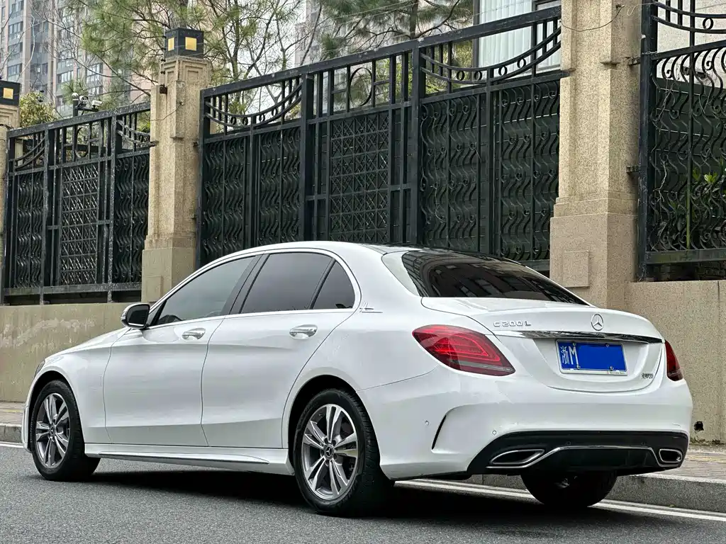 Mercedes-Benz C-Class 2021 — фото 4