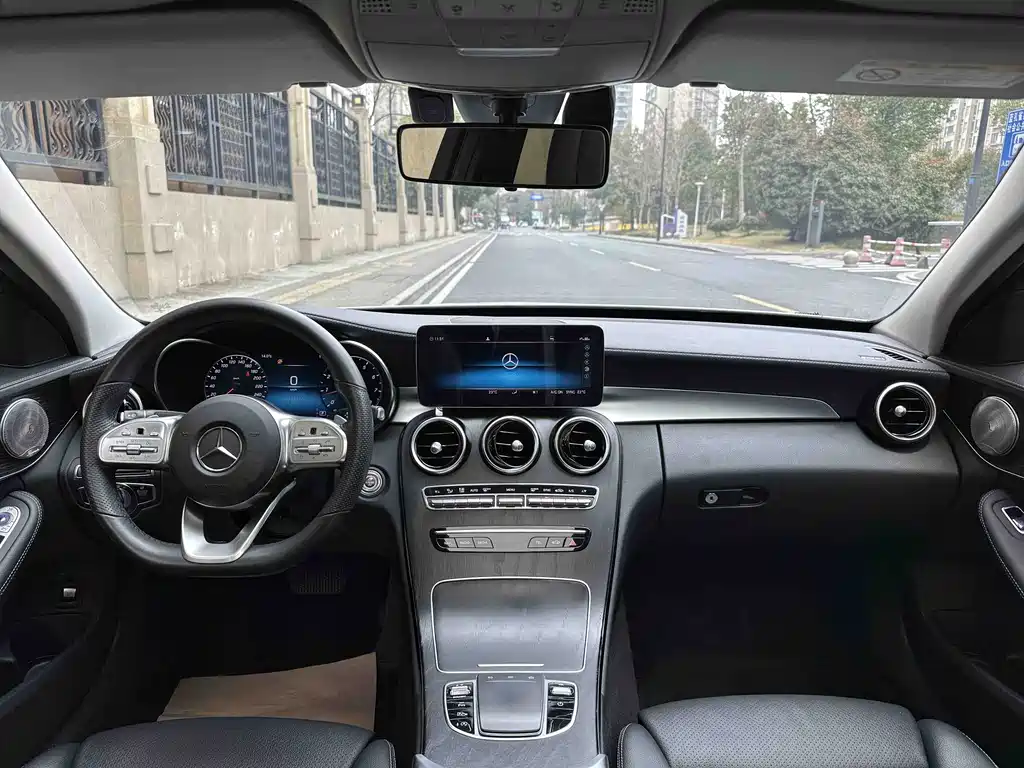 Mercedes-Benz C-Class 2021 — фото 15