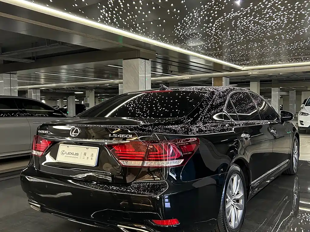 Lexus LS 2015 — фото 5