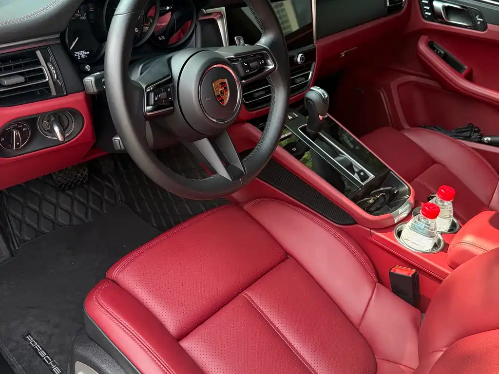 Porsche Macan 2022 — фото 12