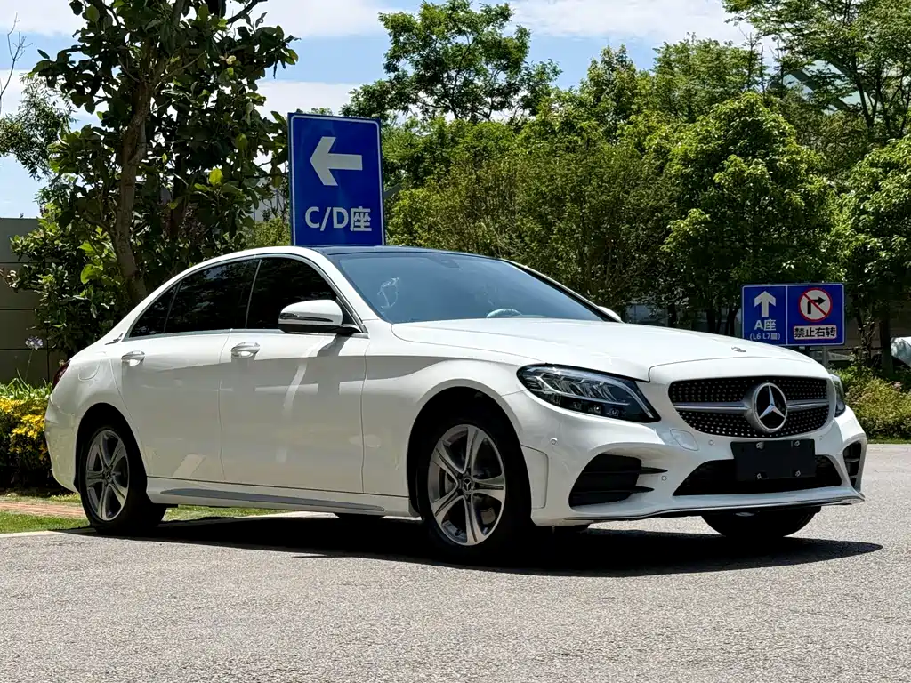 Mercedes-Benz C-Class 2021 — фото 4