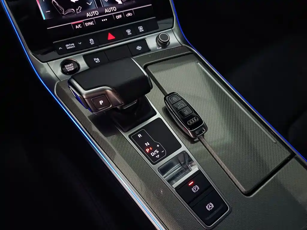 Audi A6L 2021 — фото 9
