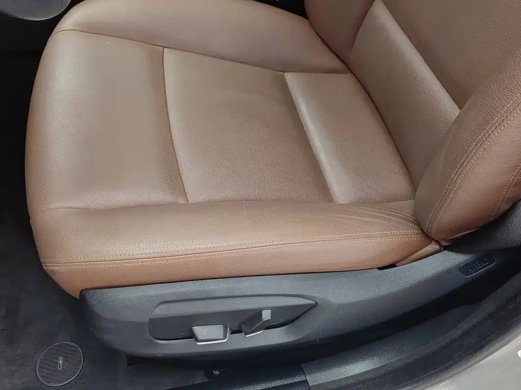 BMW 5 Series 2016 — фото 20