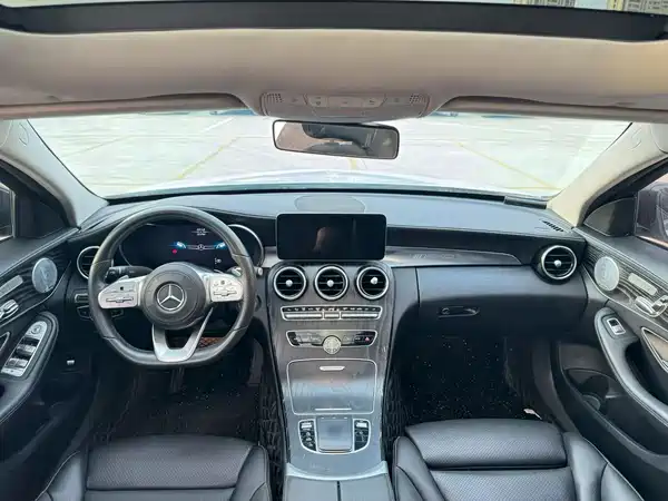 Mercedes-Benz C-Class 2021