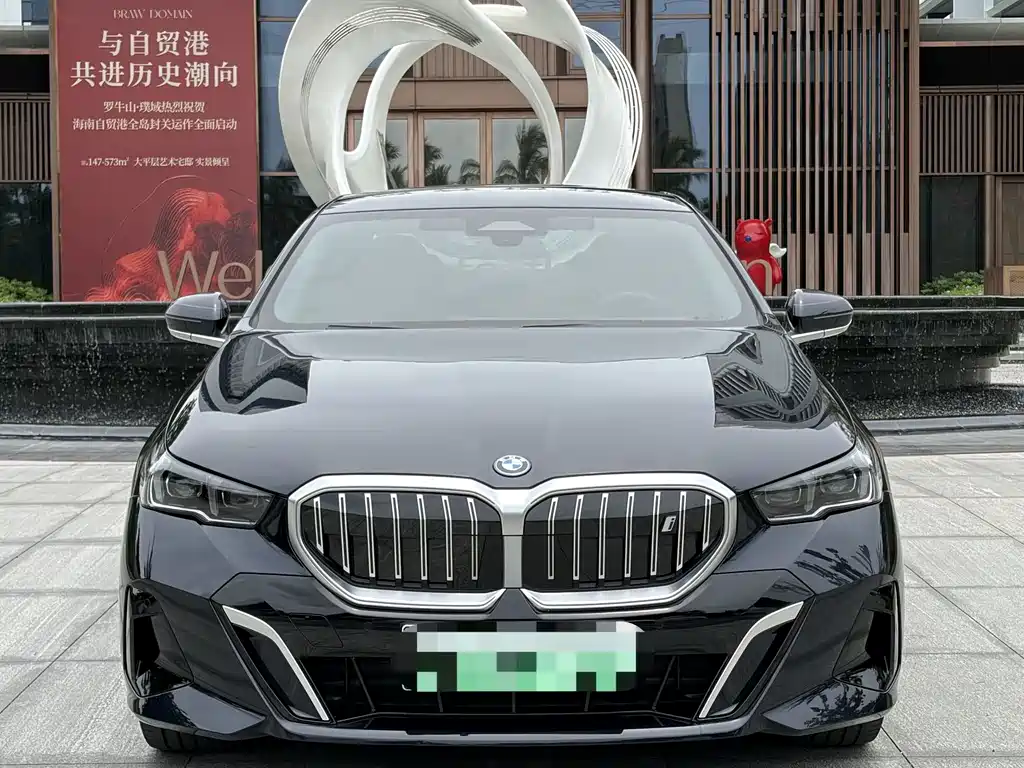 BMW i5 2024 — фото 4