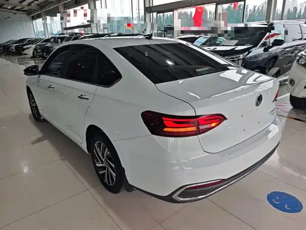 Volkswagen Lavida 2022
