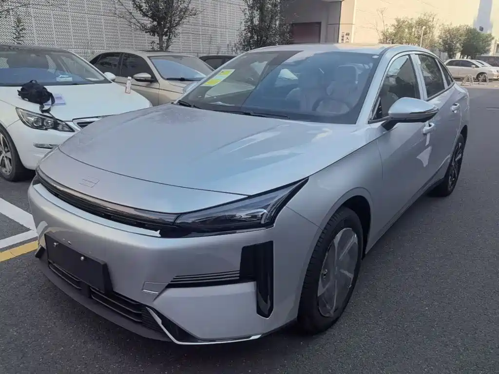 Geely Galaxy L6 2026