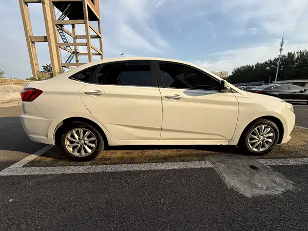 Changan Yuexiang V7 2017