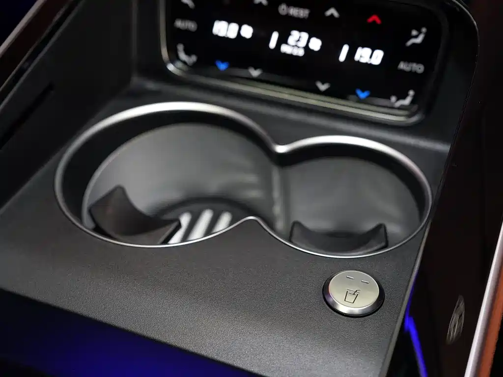 Mercedes-Benz S-Class 2023 — фото 24