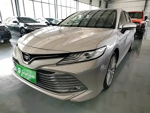 Toyota Camry 2019