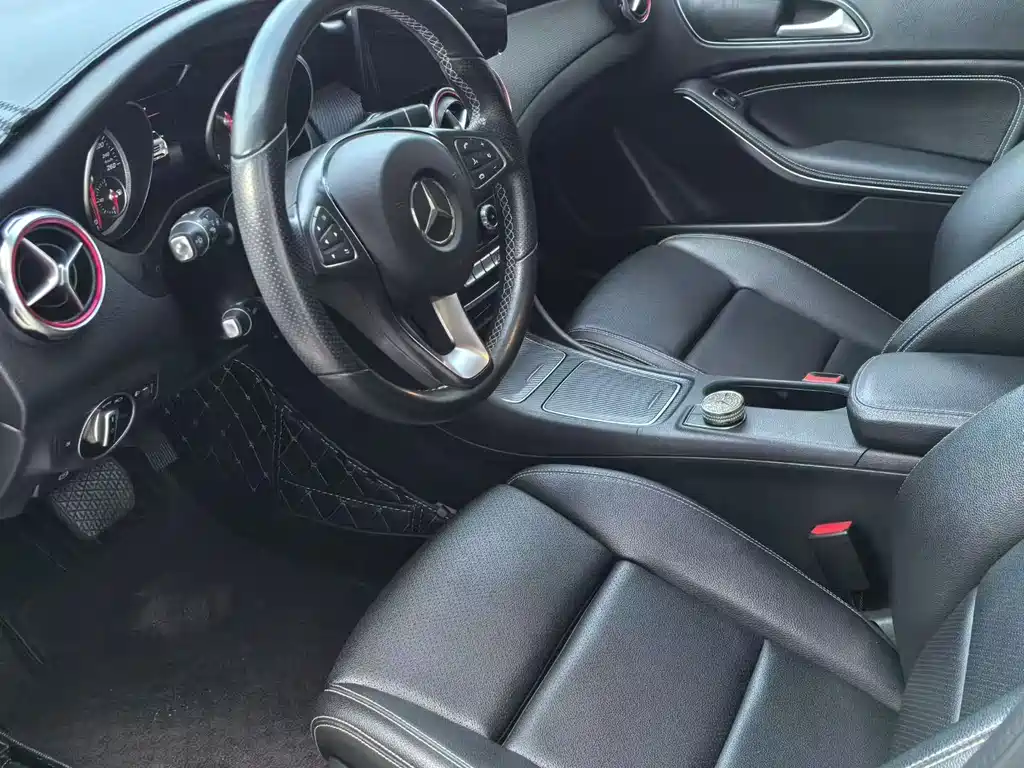 Mercedes-Benz GLA 2017 — фото 9