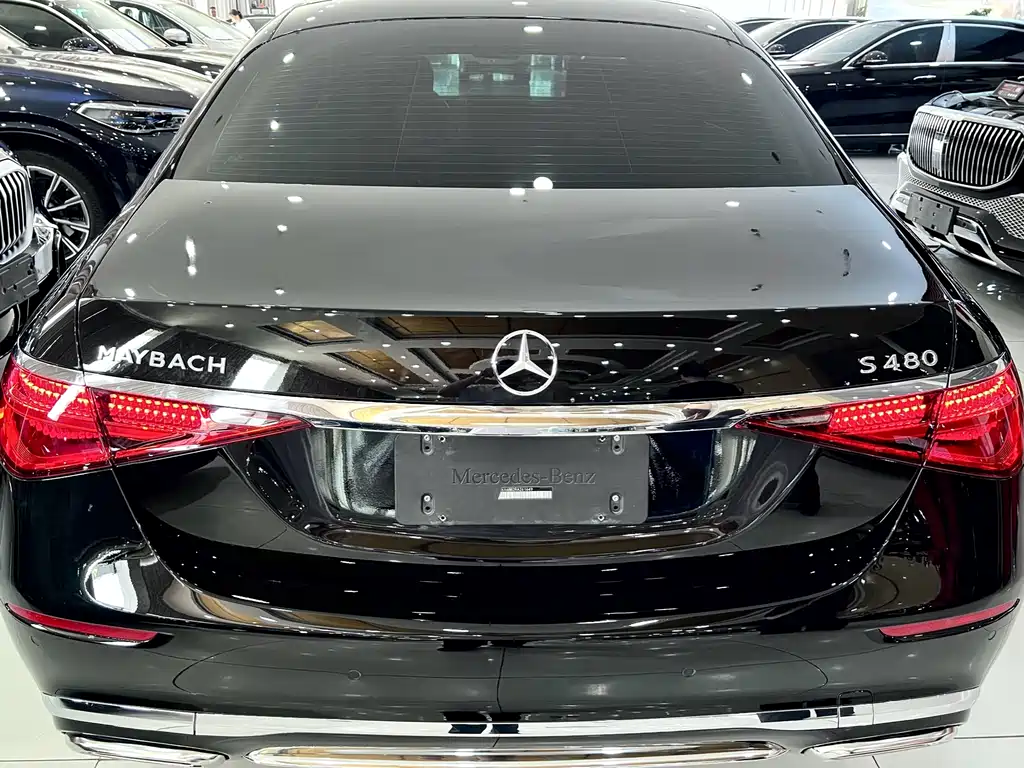 Mercedes-Benz Maybach S-Class 2024