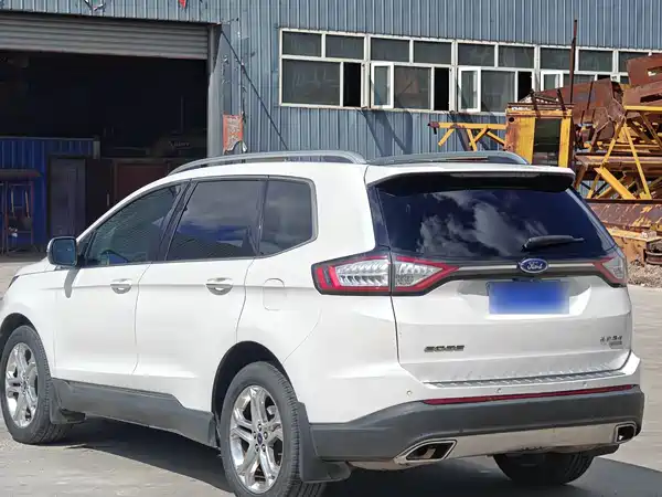 Ford Edge 2015