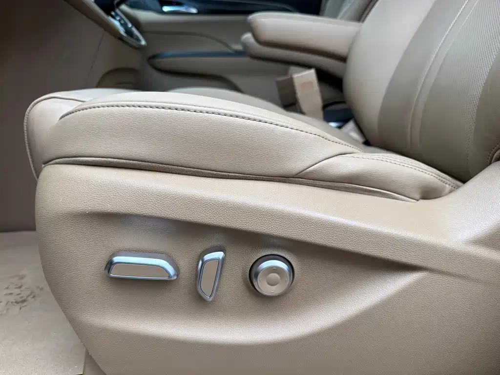 Buick GL8 2021 — фото 10