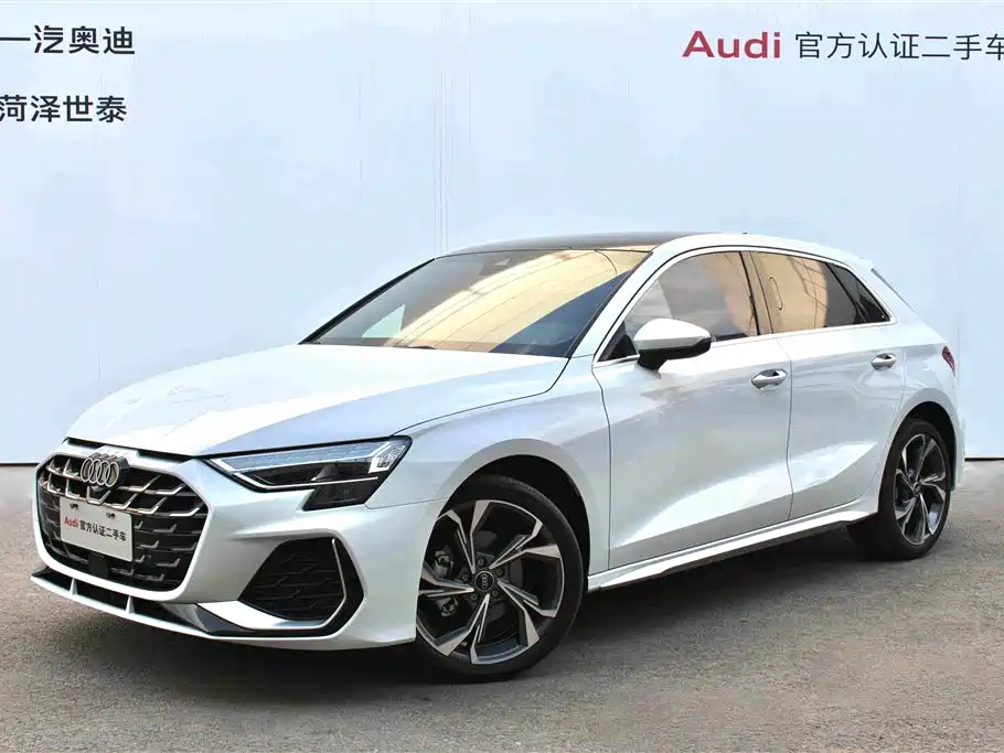 Audi A3 2025 — фото 1