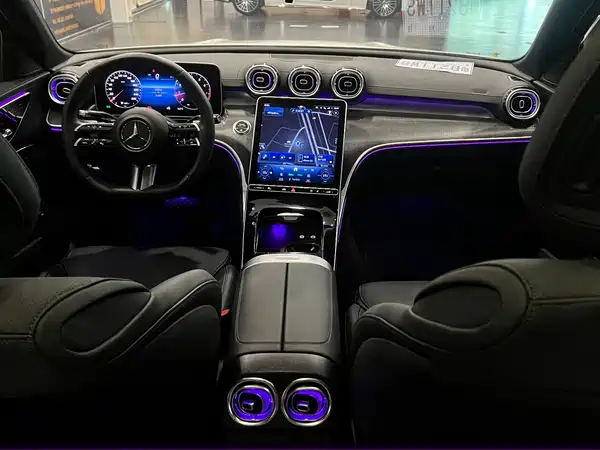 Mercedes-Benz C-Class 2024
