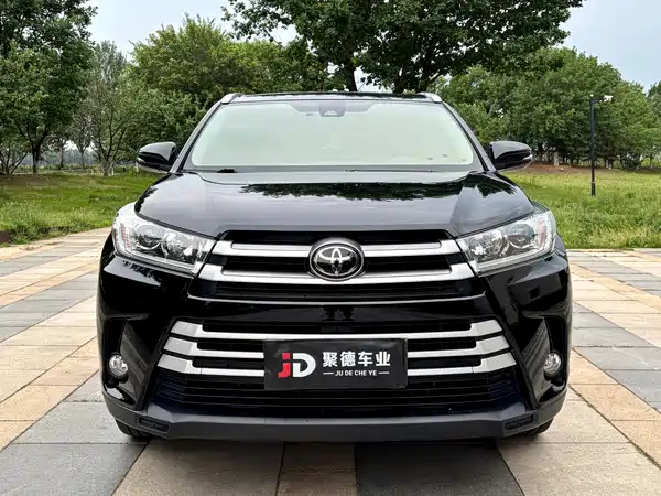 Toyota Highlander 2021