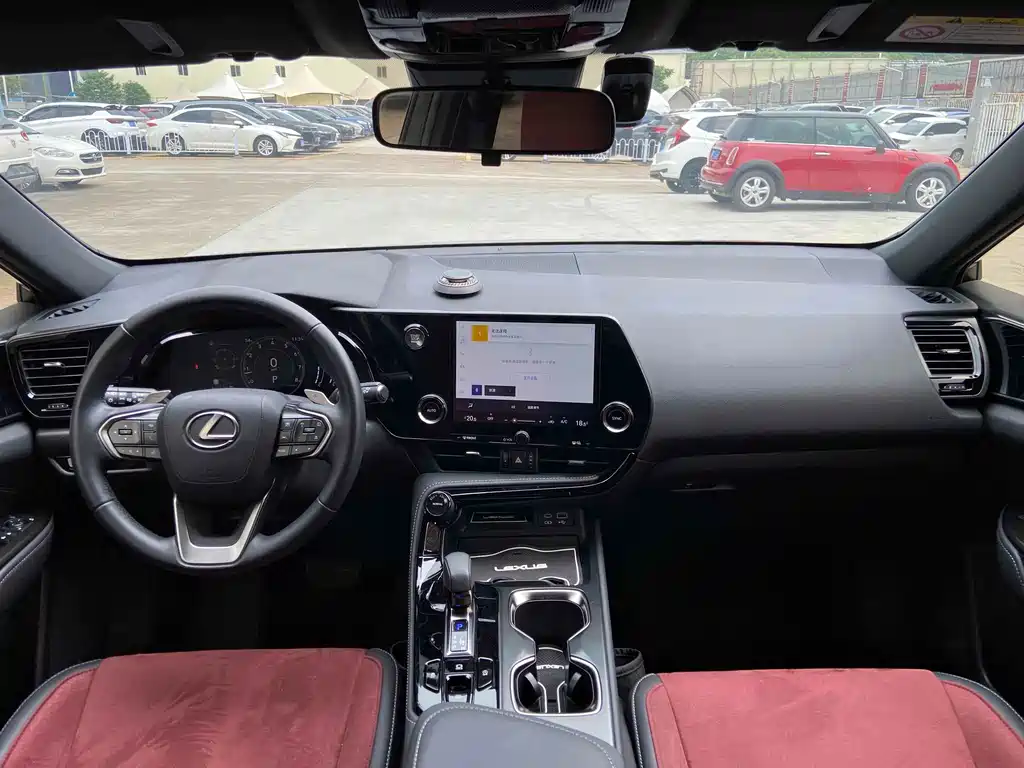 Lexus NX 2024 — фото 10
