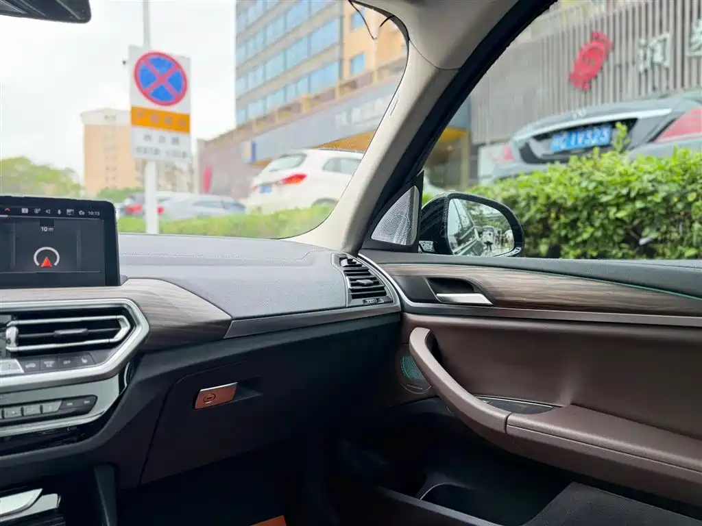 BMW X3 2021 — фото 9