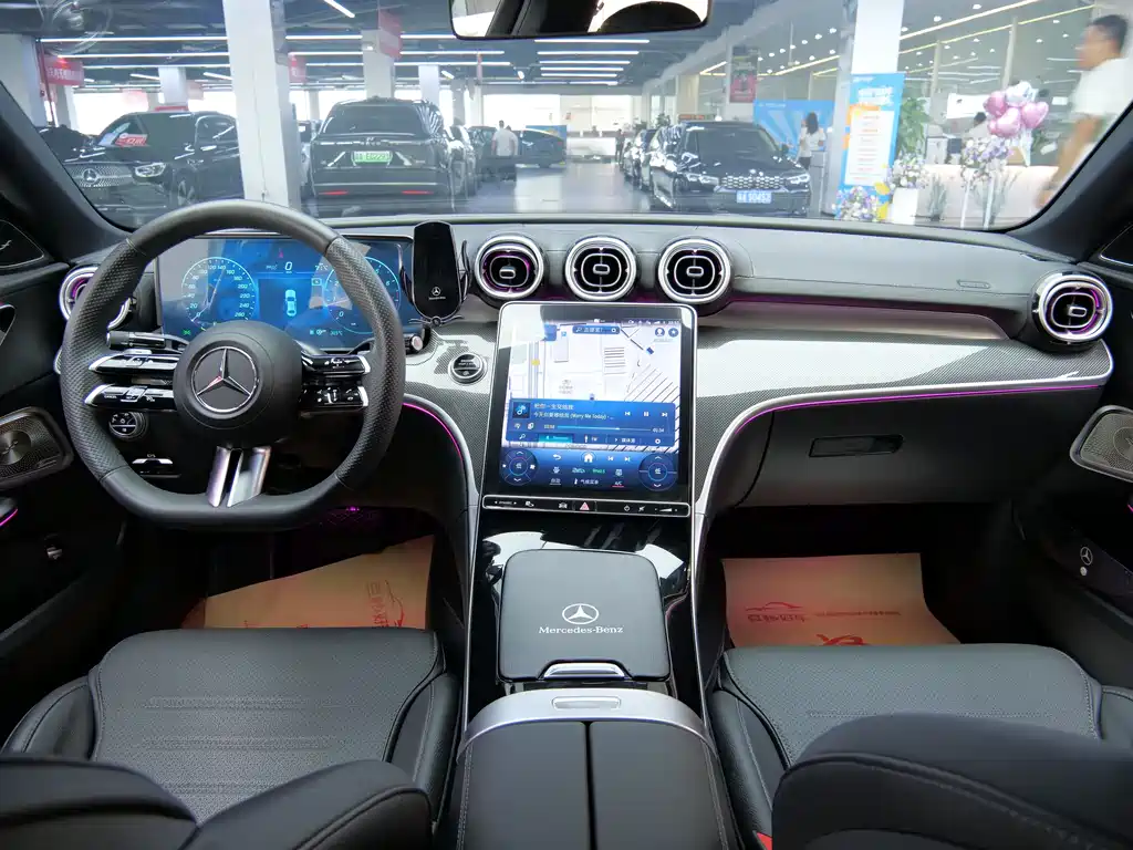 Mercedes-Benz C-Class 2023 — фото 13