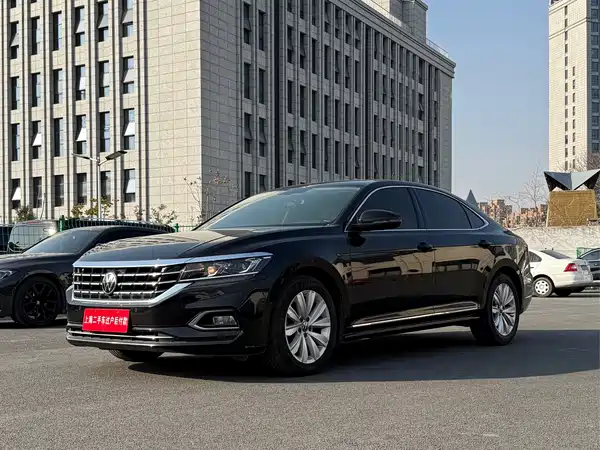 Volkswagen Passat 2021