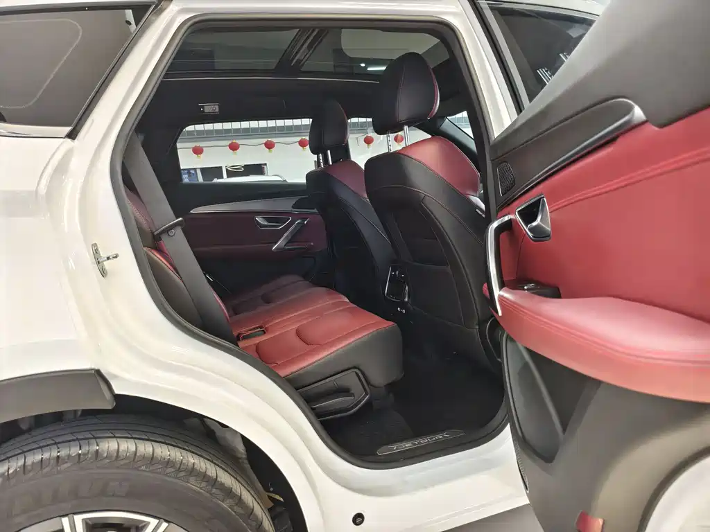 Jetour X70 PLUS 2023 — фото 19