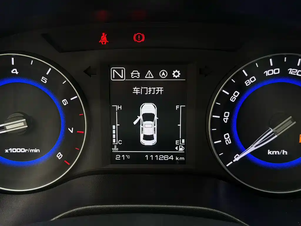 Changan Eado DT 2018 — фото 7