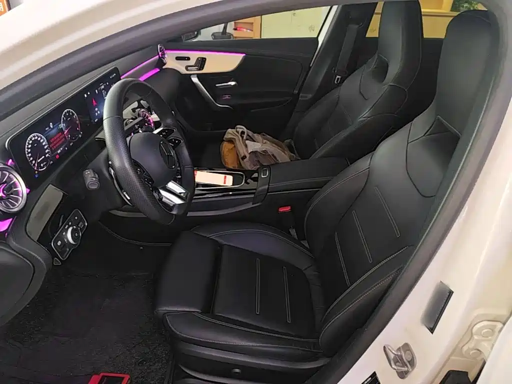 Mercedes-Benz A-Class AMG 2024 — фото 15