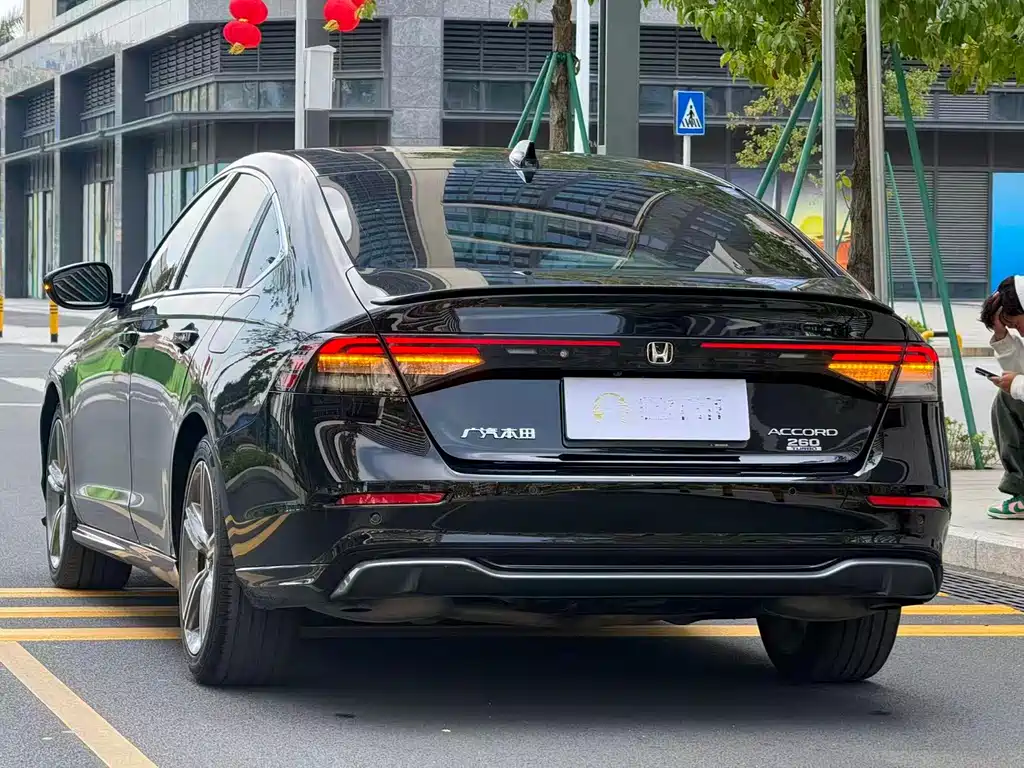 Honda Accord 2024 — фото 15