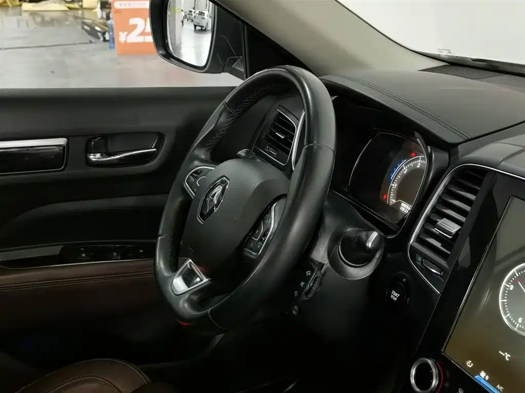 Renault Koleos 2017 — фото 22