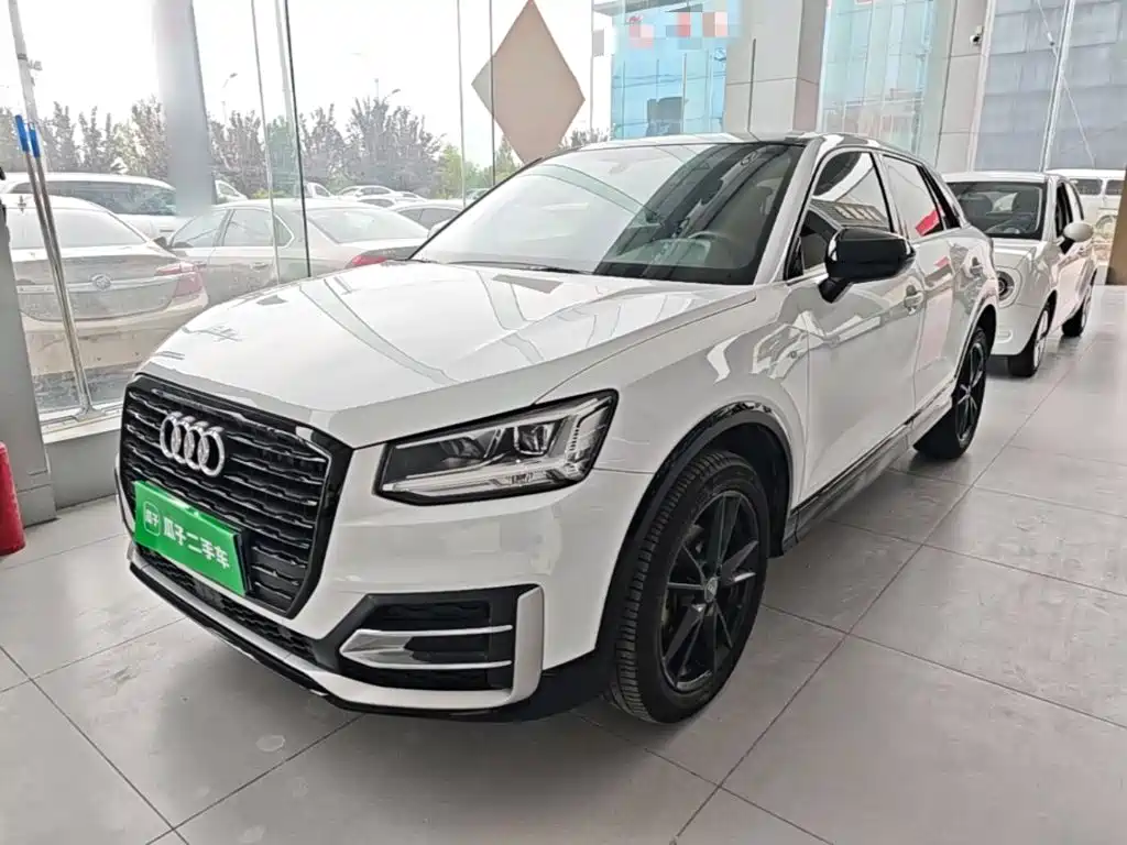 Audi Q2L 2021
