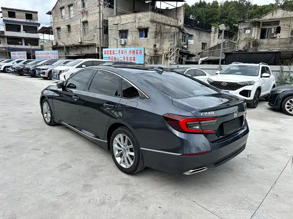 Honda Accord 2022