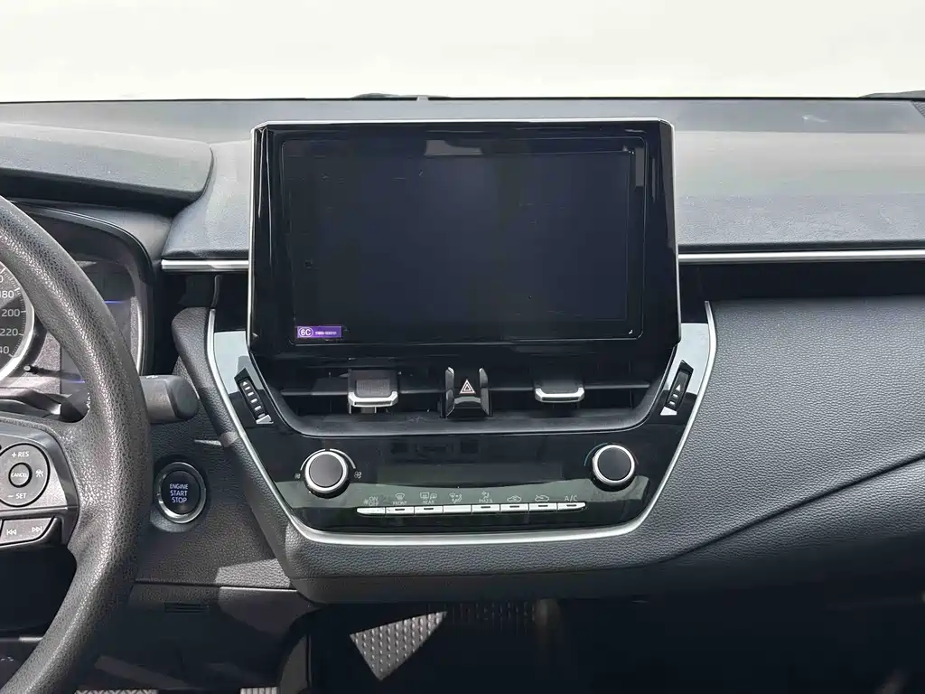 Toyota Corolla 2023 — фото 14