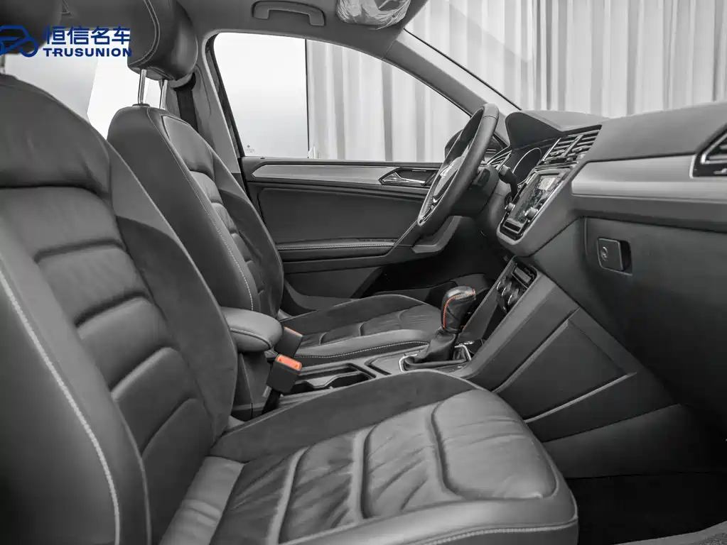 Volkswagen Tiguan L 2018 — фото 14