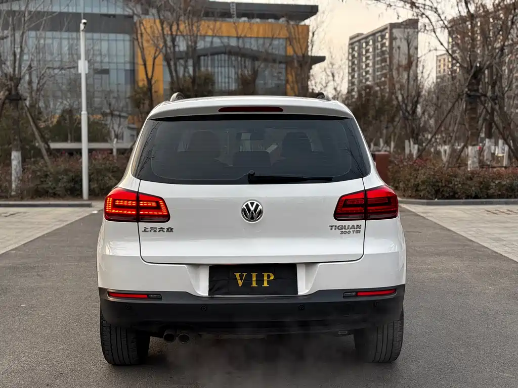Volkswagen Tiguan 2017 — фото 8