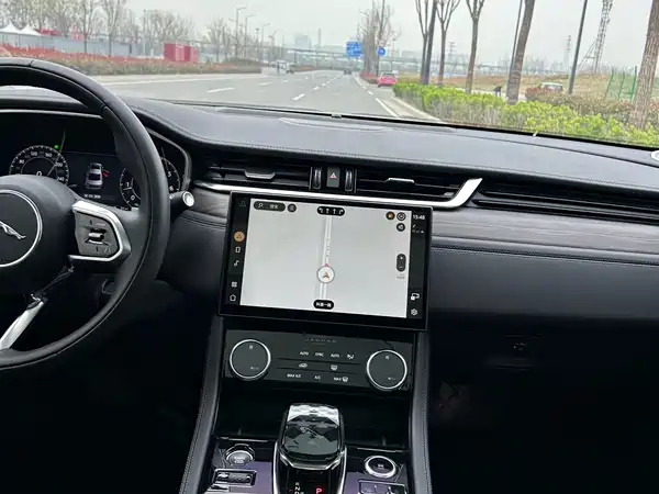Jaguar XFL 2024