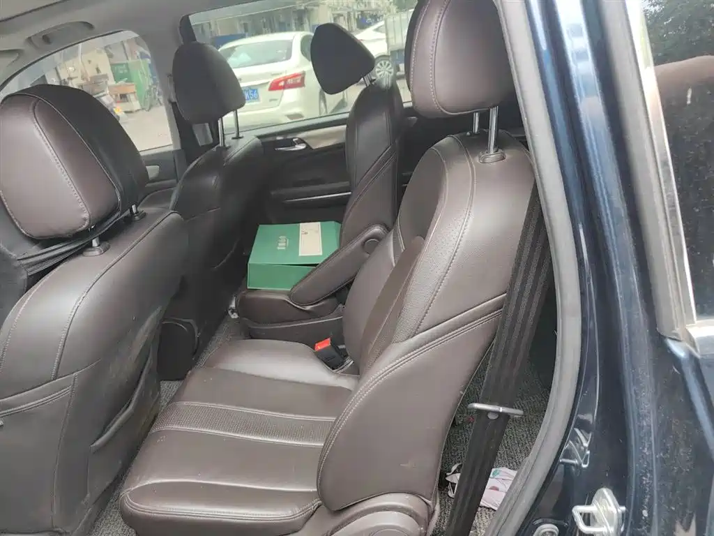 GAC Motor Trumpchi M6 2019 — фото 14