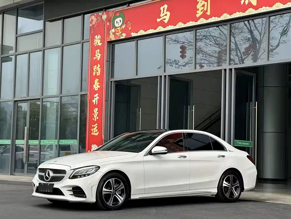Mercedes-Benz C-Class 2020 — фото 1