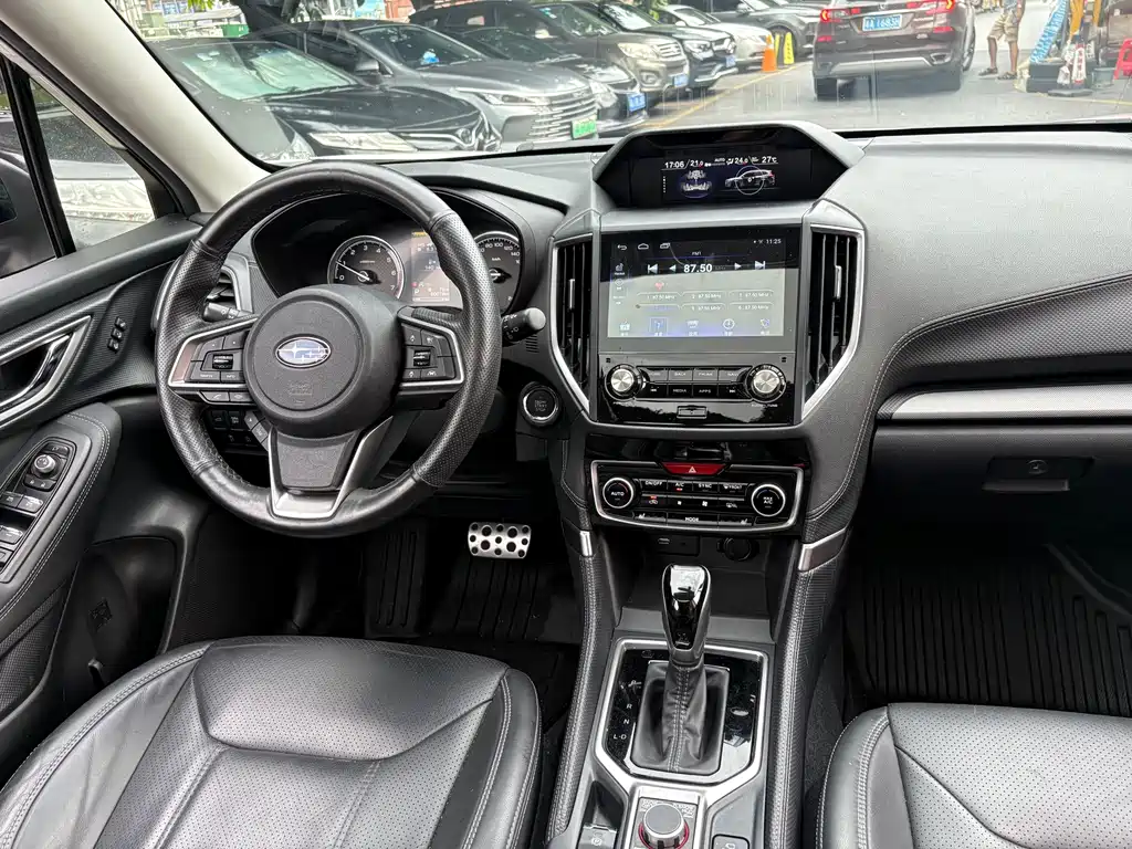 Subaru Forester 2021 — фото 18