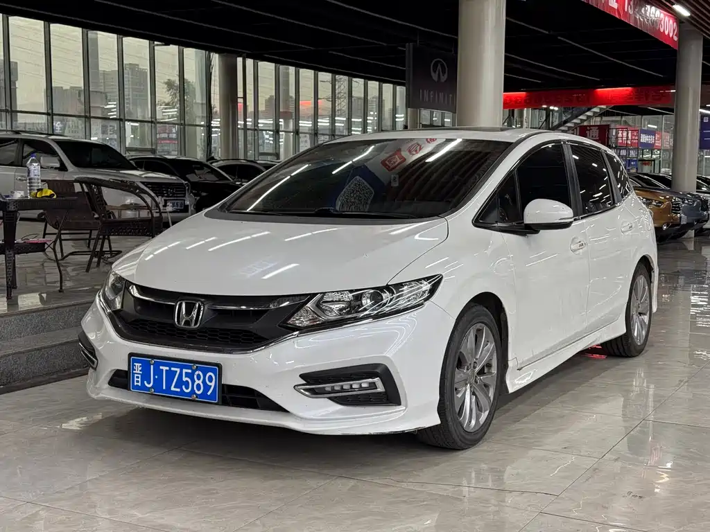 Honda Jade 2018