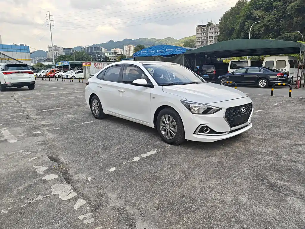 Hyundai Joyful 2017