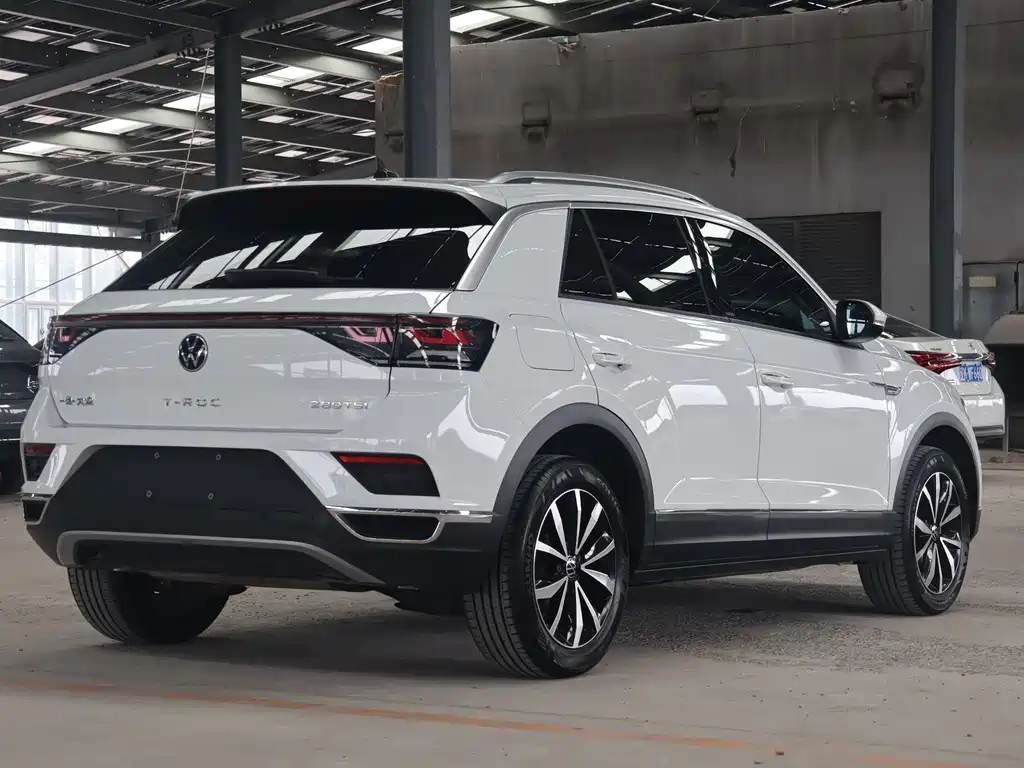 Volkswagen T-Roc 2023