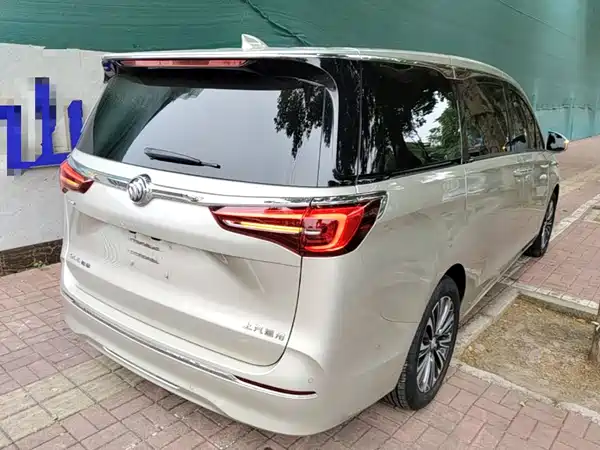 Buick GL8 2021