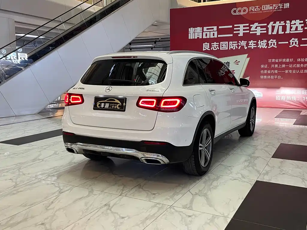 Mercedes-Benz GLC 2021 — фото 27